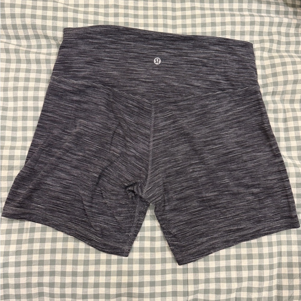 lululemon Black and White Space-Dye High-Rise Athletic Shorts 8